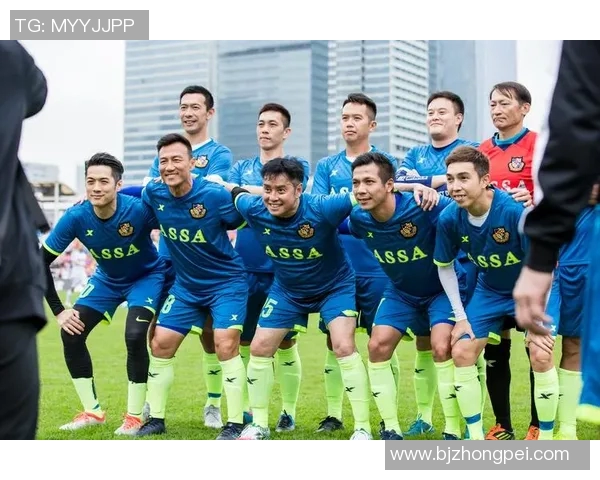 足球明星嘉伟的生平成就与精彩瞬间全景介绍