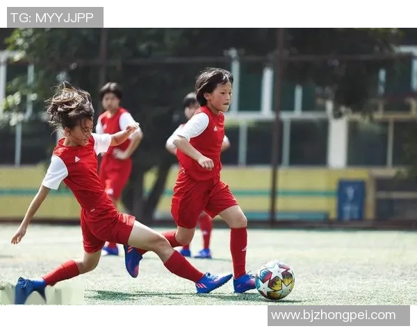 足球明星勇敢面对自闭症挑战用热爱与坚持书写人生传奇